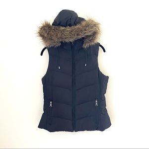 Banana Republic Puffer Vest